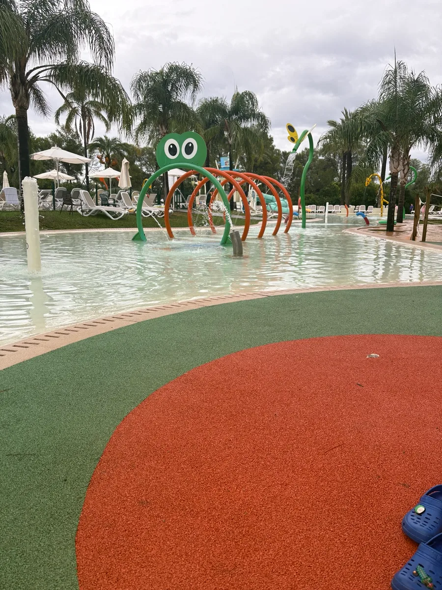 Water-play fountains